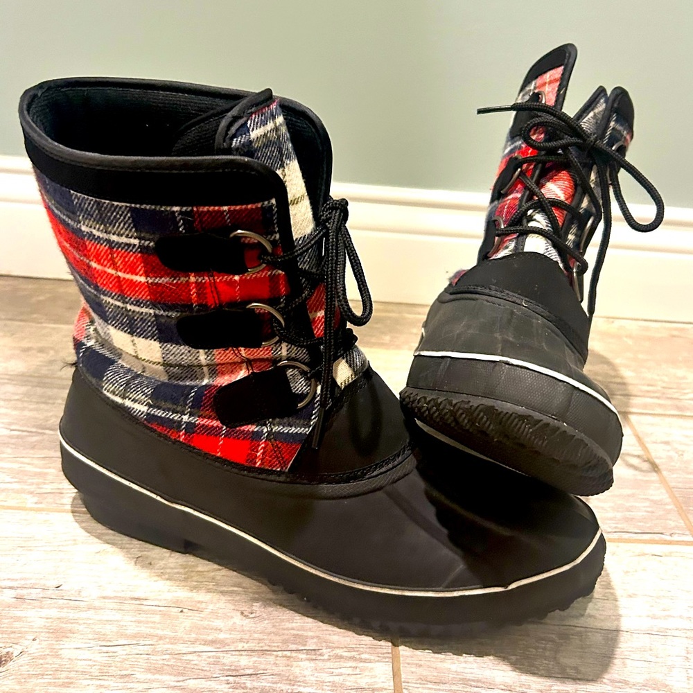 Lincoln Outfitters Red Plaid Duck Boots
